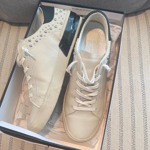 Dolce Vita Sneakers